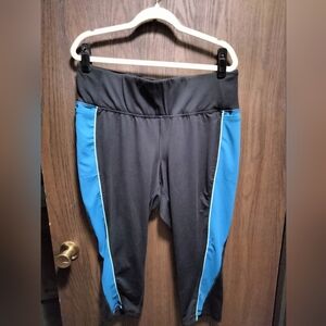 Livi For Lane Bryant Wicking Capri Legging